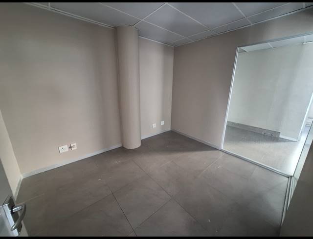 182M² OFFICE TO LET IN RIVONIA